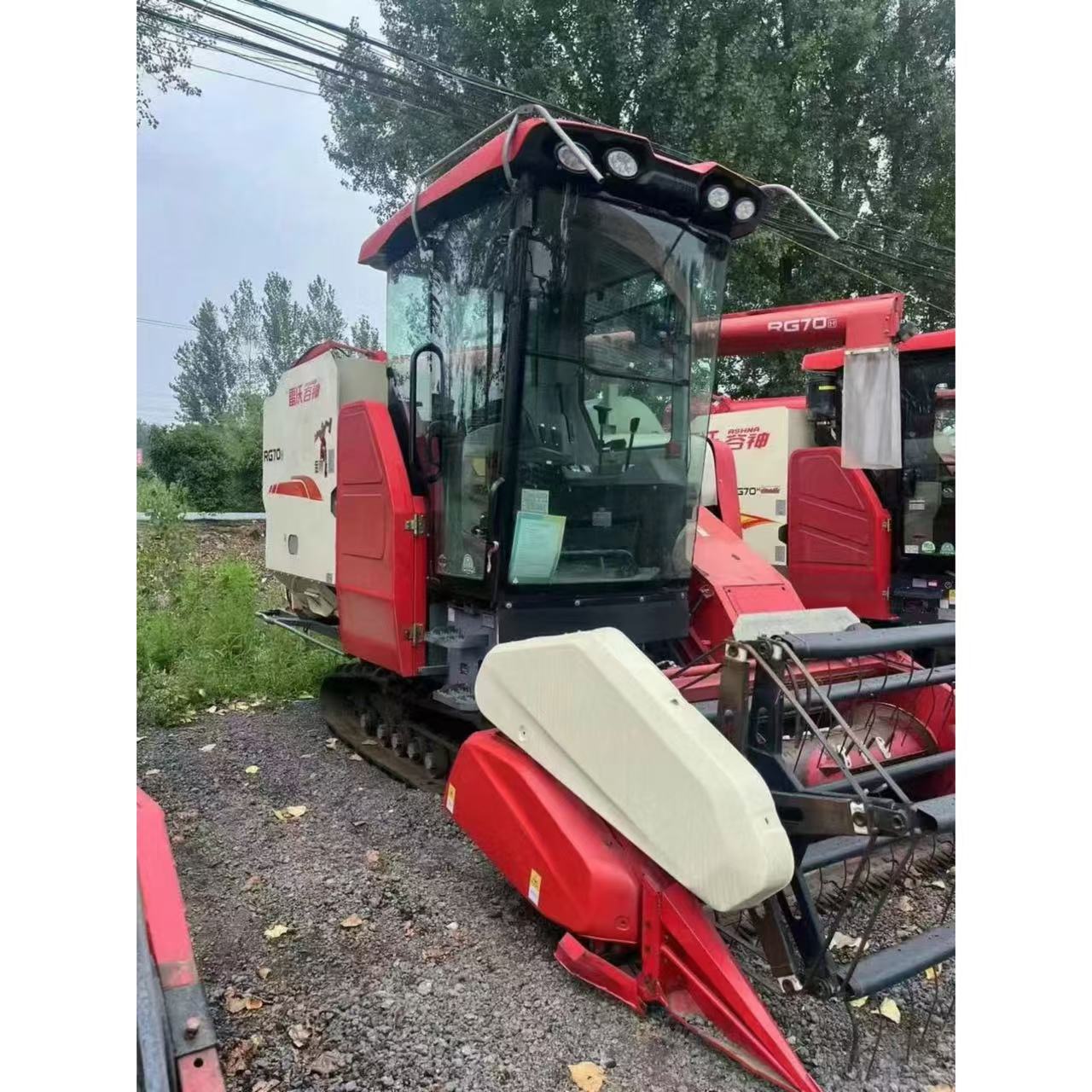 2022 Cosechadora de cereales sobre orugas Revo 70 usada