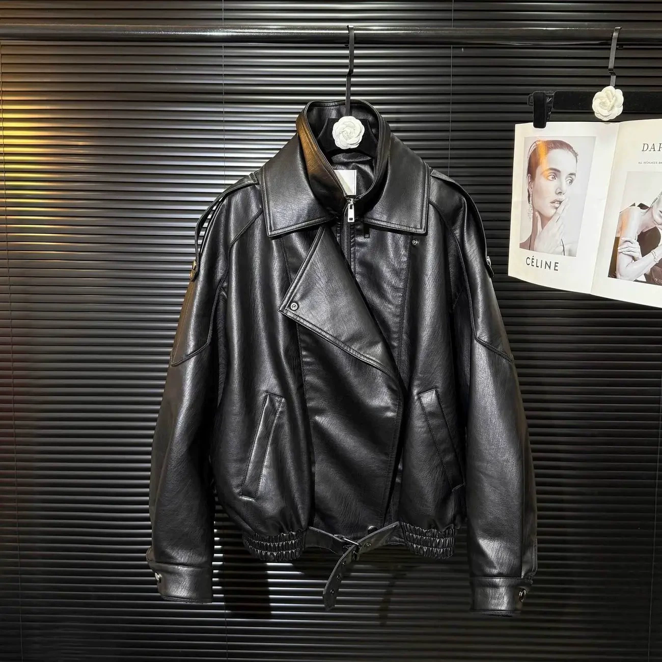 Autumn polyurethane retro jacket for leisure, 2025 years, oversize