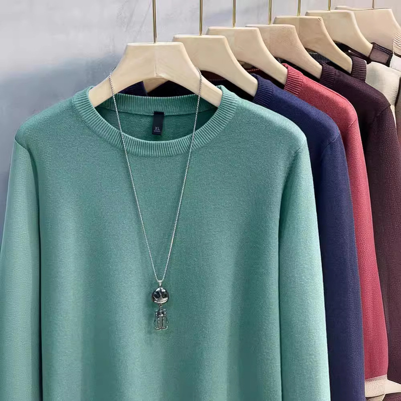 Wholesale autumn and winter sweater men's inner sweater men's round neck knitted base solid color new Korean foreign trade trend