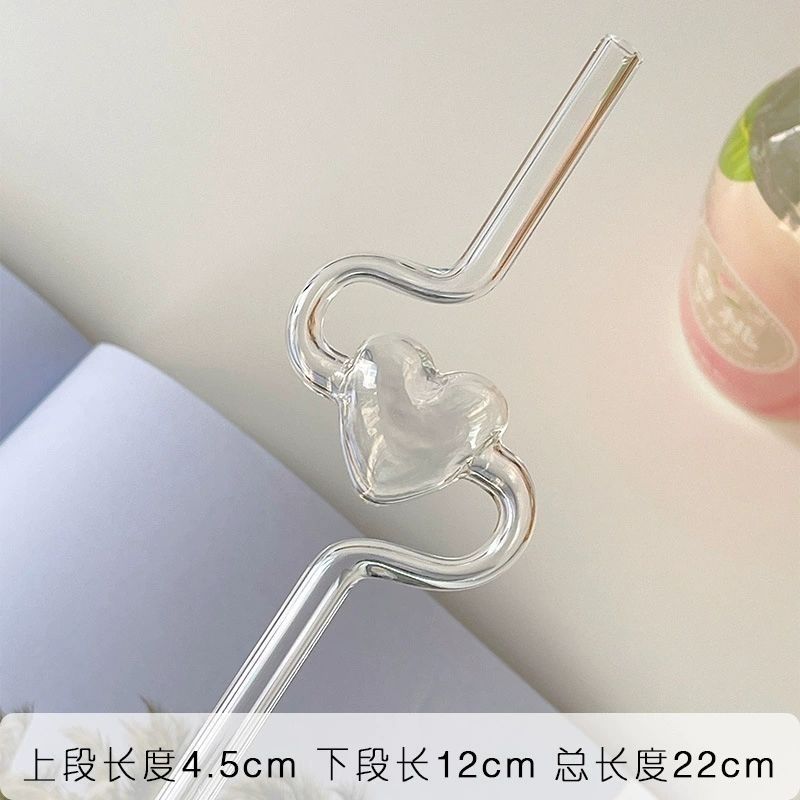 Paja de vidrio para que el bebé se enamore de beber agua, amor, corazón de una niña, pareja de alto valor facial, artefacto de amor