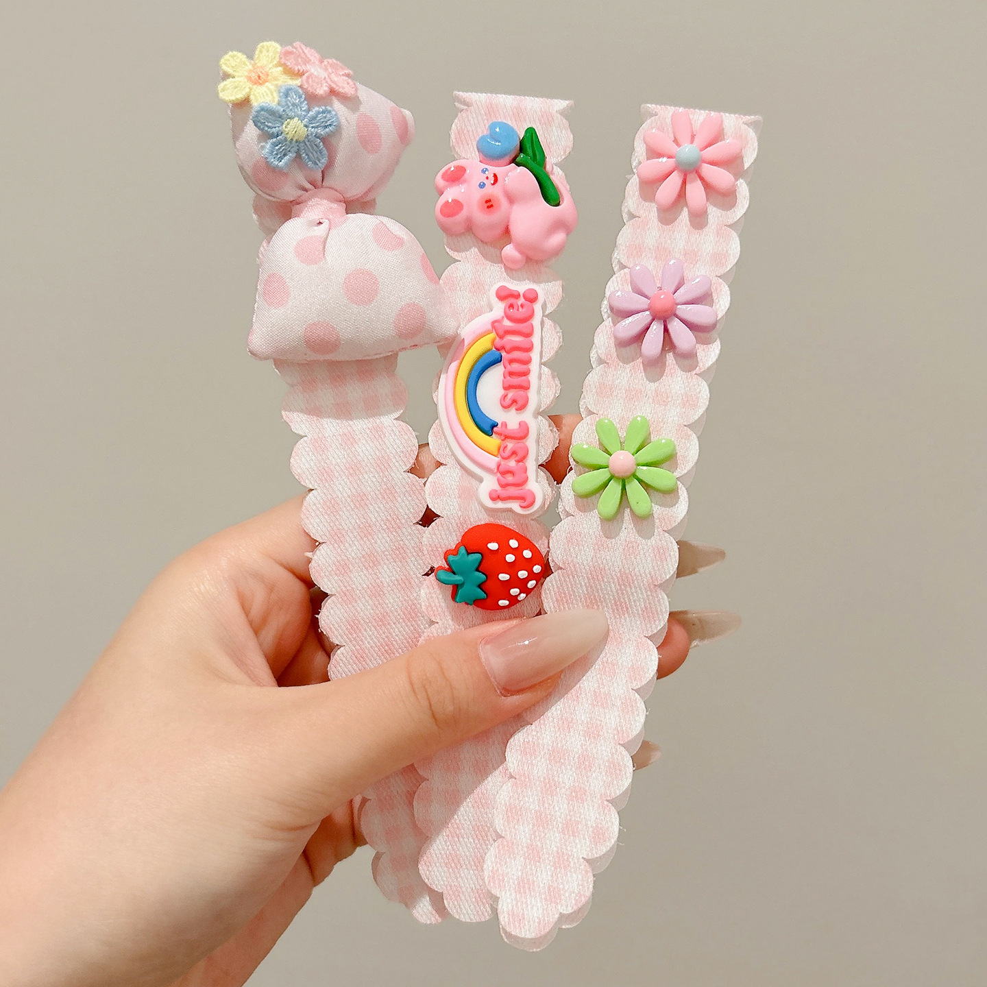 Alergar el cabello roto acabado artefacto mágico de dibujos animados para niñas, pestañas de la cabeza detrás de la frente, bebé no lastimará la tarjeta de cabello