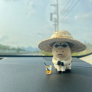 丑萌中控台可爱emo牛汽车装饰品草地摆件车载手办公仔桌面礼物牛