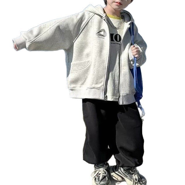 春秋款男童连帽拉链卫衣韩范休闲运动春秋季中大儿童宝宝帅气外套|undefined