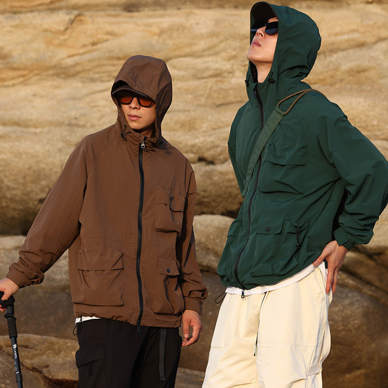 Lucky Deer Couple Mountain Loose Wind-proof Water-splashing Outdoor Single-punch Large Pocket Tooling Solid Color Coat Jacket