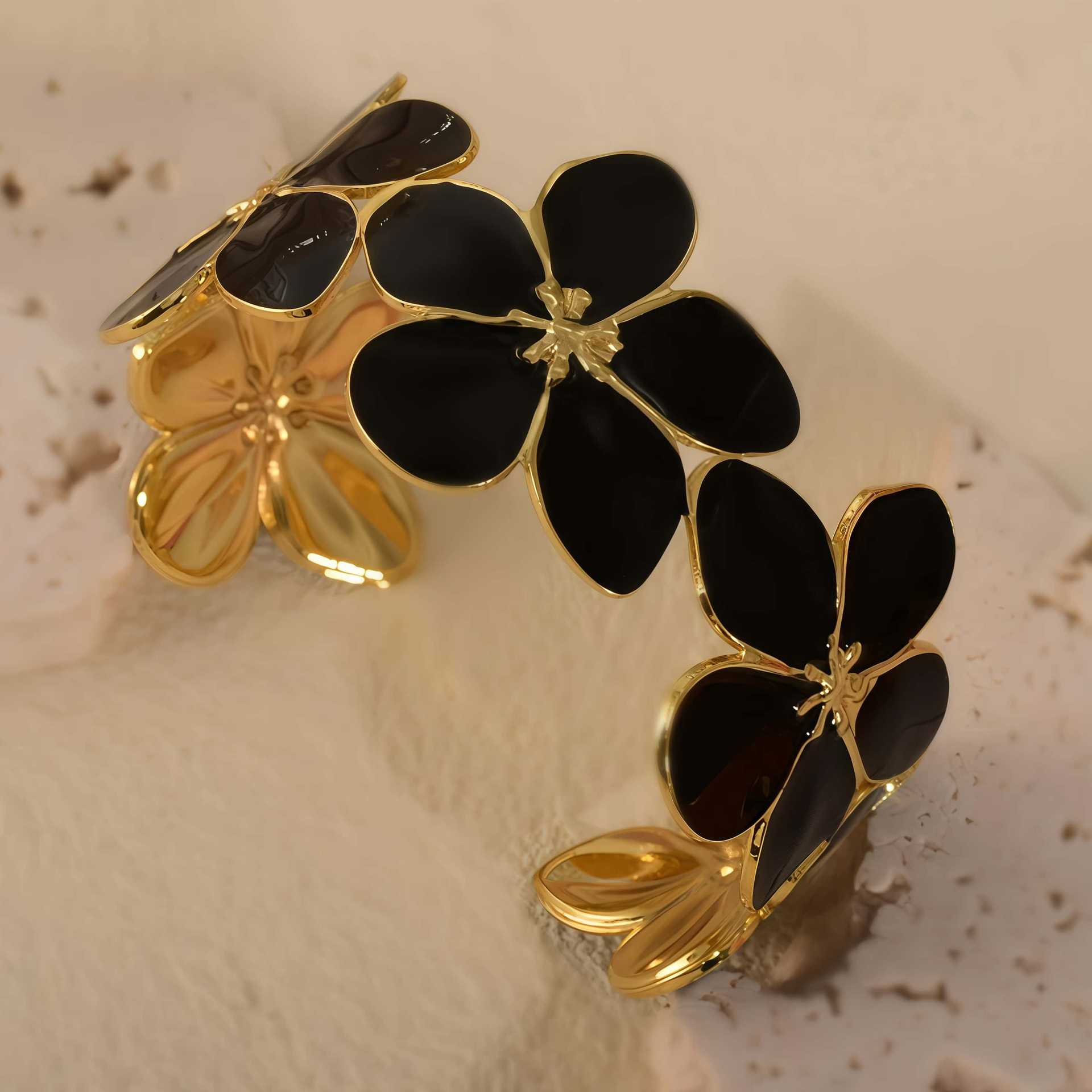 Brazalete negro