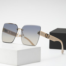 2025�¿�r�Пo����߅Ů̫��R�߶�����Ę�@��������⾀ī�R