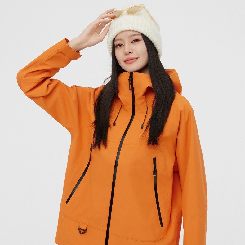 Hard Shell Single-Layer Jacket for Men and Women, Three-Layer Rubberized Autumn and Winter Windproof and Waterproof Mountaineering Jacket for Couples Hard Shell Single-Layer Jacket for Men and Women, Three-Layer Rubberized Autumn and Winter Windproof and Waterproof Mountaineering Jacket for Couples