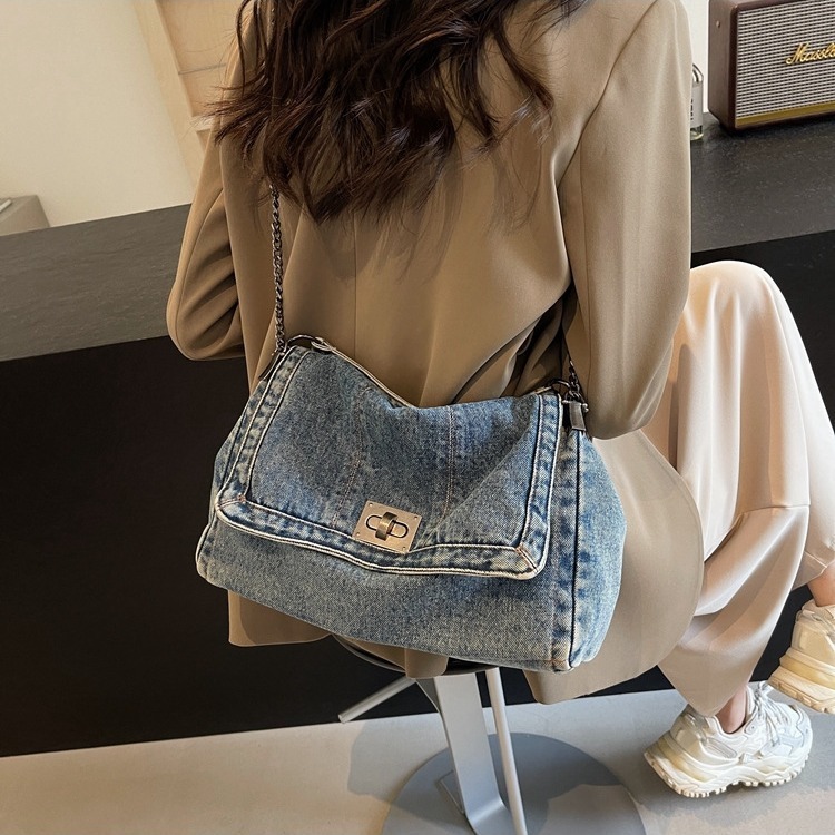 Denim Bag Women's 2025 Summer New Fashion Chain Bag Large Capacity Tote Bag Single Shoulder Crossbody Bag Wholesale Denim Bag Women's 2025 Summer New Fashion Chain Bag Large Capacity Tote Bag Single Shoulder Crossbody Bag Wholesale
