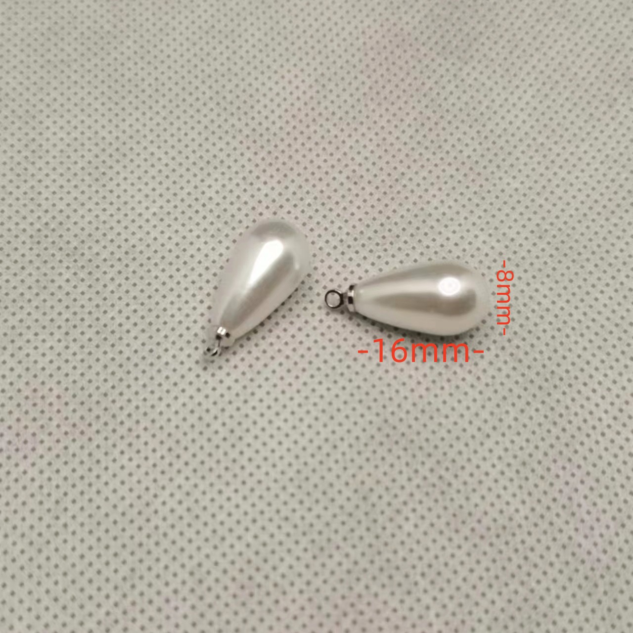 ハイライトは真珠の水滴のペンダントの流行のネックレスのイヤリングの部品をまねます。