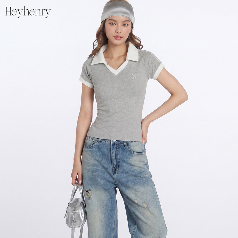 Heyhenry American Style 2026 V-Neck Short-Sleeve T-Shirt for Women, Slim Fit Short Sports Top with Turn-Down Collar for Summer Heyhenry American Style 2026 V-Neck Short-Sleeve T-Shirt for Women, Slim Fit Short Sports Top with Turn-Down Collar for Summer