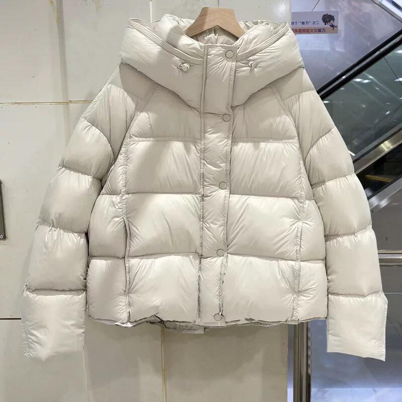 90% White Duck down 2024 Winter Short Hooded Loose Puffer Jacket Thick Warm White Coat Versatile and Fluffy
