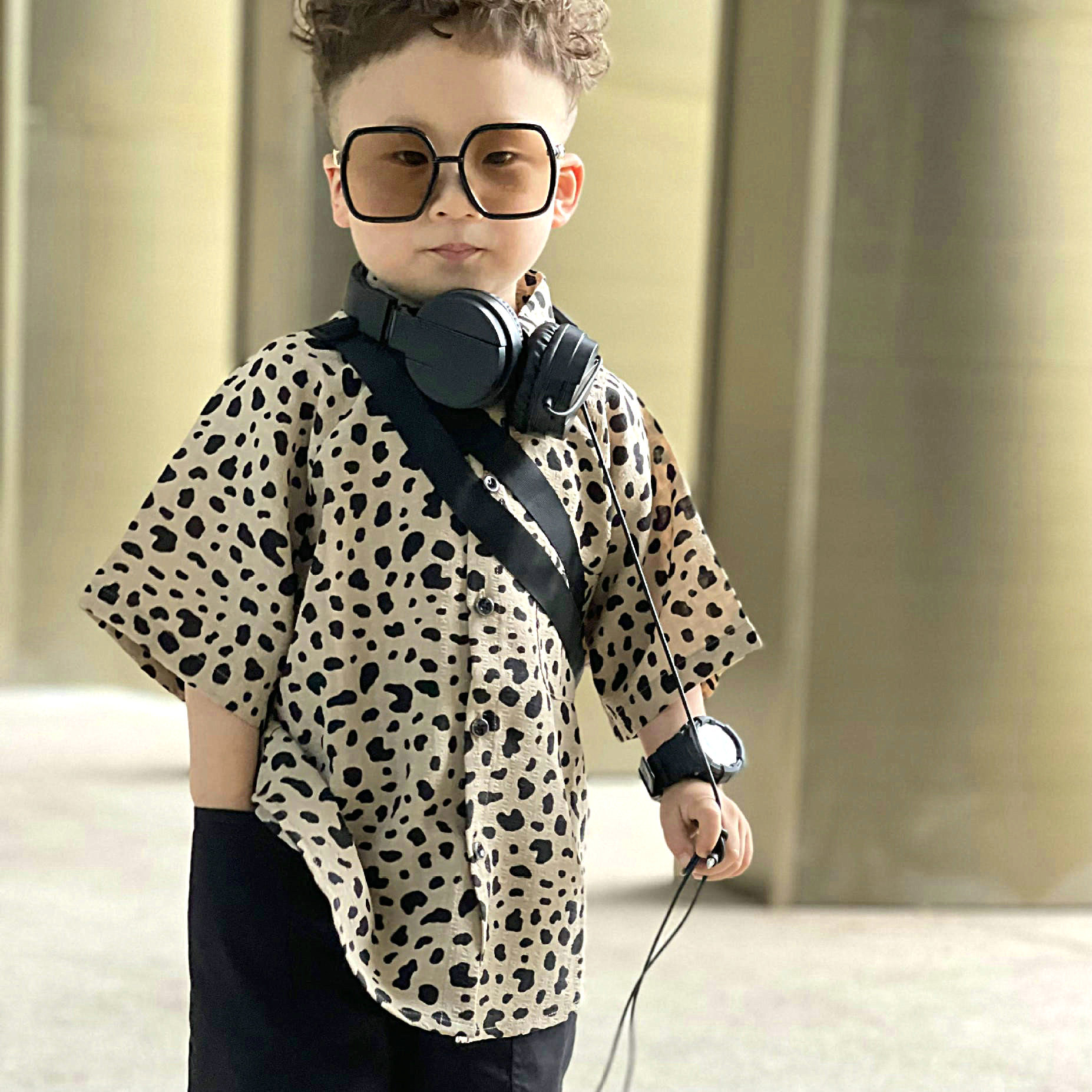 Ropa de verano para niños, camiseta de manga corta para bebés, nuevo estilo, para niños y niñas, estilo coreano, estampado de leopardo, camiseta fina de una pieza, venta al por mayor