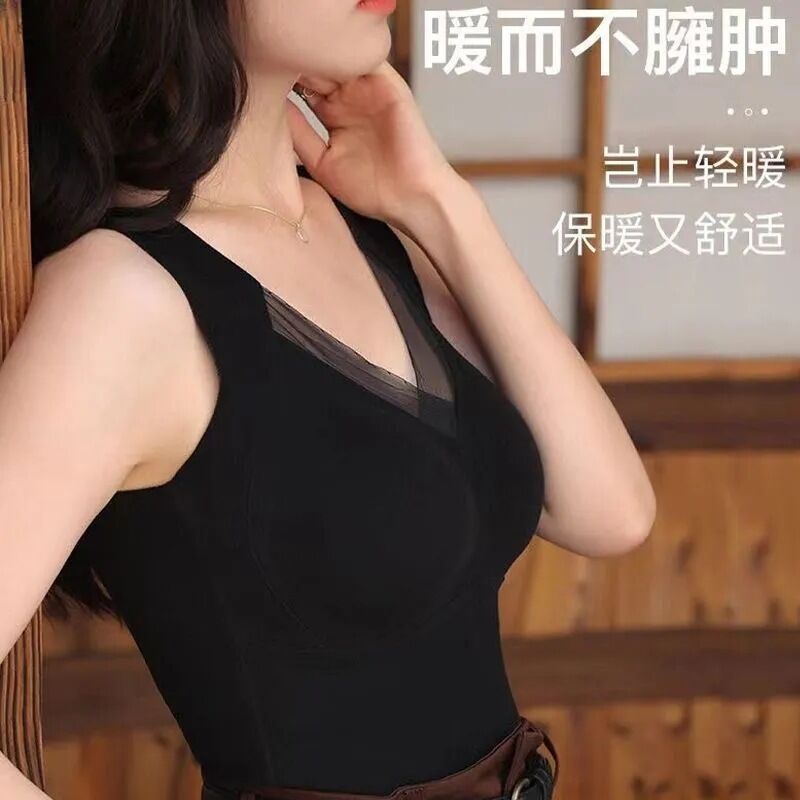 Graphene Thermal Vest for Women, Winter Fleece-Lined and Thickened, with Chest Pads and Fixed Cups, Can Be Worn as Outerwear or Thermal Underwear Graphene Thermal Vest for Women, Winter Fleece-Lined and Thickened, with Chest Pads and Fixed Cups, Can Be Worn as Outerwear or Thermal Underwear