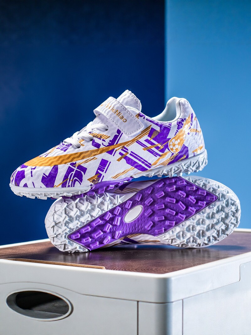 Cross-Border High-Top Soccer Shoes for Men, Women, Children, and Teenagers, Breathable Non-Slip Training Shoes, Long-Studded Professional Competition Shoes