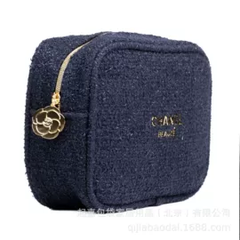 化妆包;箱包皮具加工;化妆箱