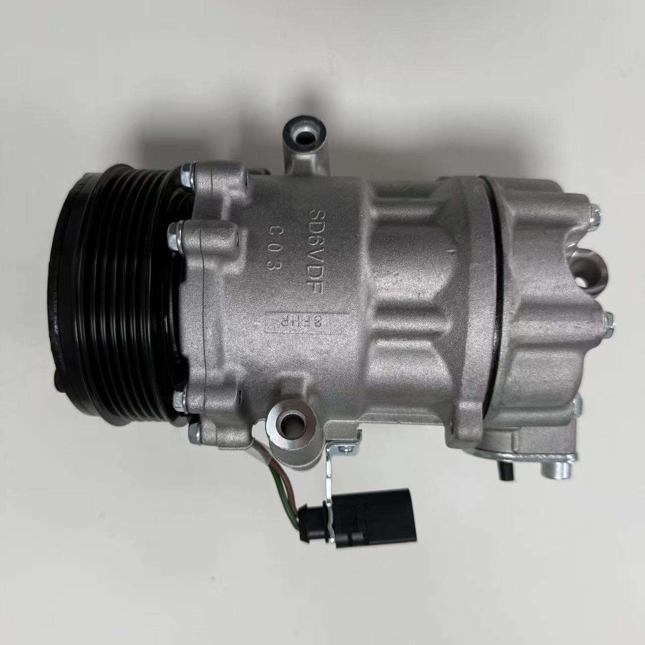 Suitable for Toyota Yaris car air conditioning compressor manufacturer 883100D320 - 88310-0D300