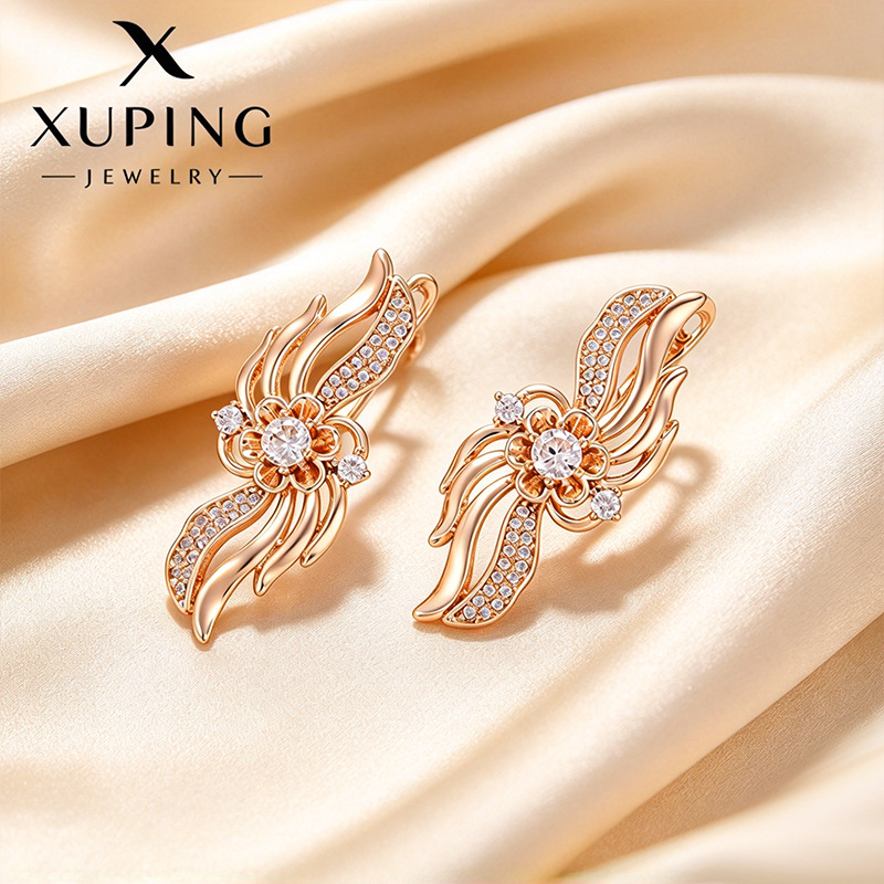 Pendientes de Aro con Zirconia de Aleación de Cobre Bañado en Oro de 18K