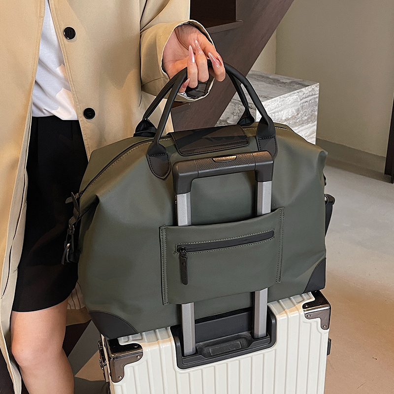 Large Capacity Short Trip Commuter Travel Bag For Women, Fashionable Lightweight Handbag For Travel, Luggage And Gym - Thumbnail 4