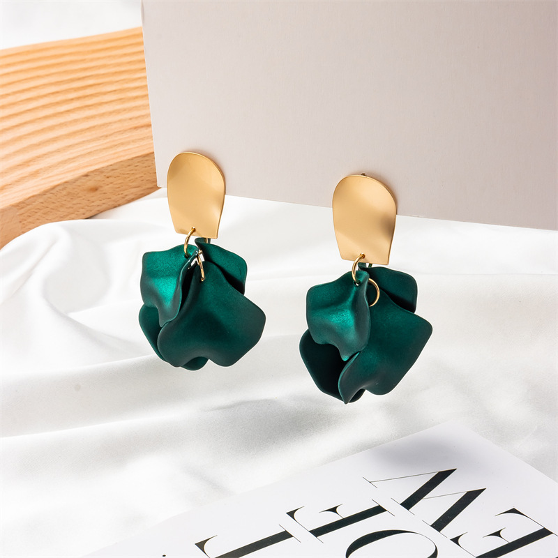 25g Weight Earrings, Ear Studs Classification Wedding, Travel Occasion Alloy Material Rose, Petal Pattern Women'S Gender Plating Design Fashion Style Fashion Rose Petal Alloy Women'S Earrings Ear Studs 17