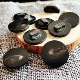 天然黑色牛角平面立脚手逢扣休闲时尚西装外套妮子线脚扣厂家定制