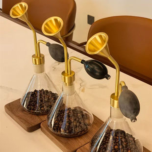 ���ȶ�������ˮԇ��ƿ�S�~��xspaˮ��������ƿ�׾��w���Ѫ