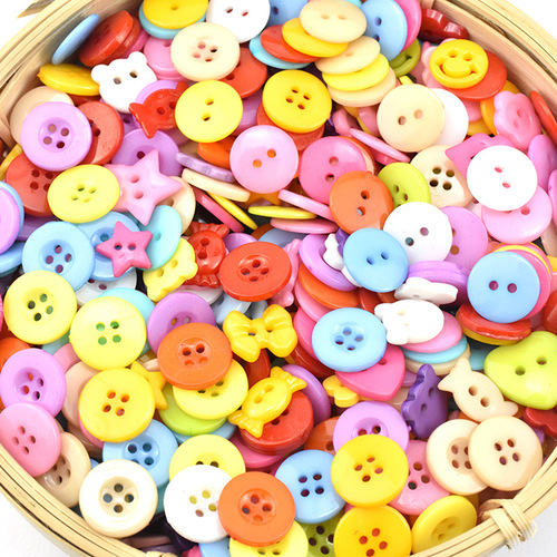 Colorful buttons children's handmade diy button painting material package plastic kindergarten creative love bear buttons