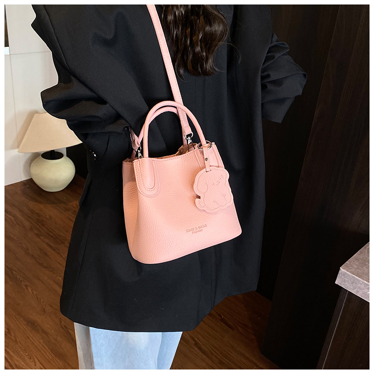 2025 Simple and casual hand-held small bag, new trendy and fashionable commuter crossbody bag, summer vegetable basket bucket bag undefined