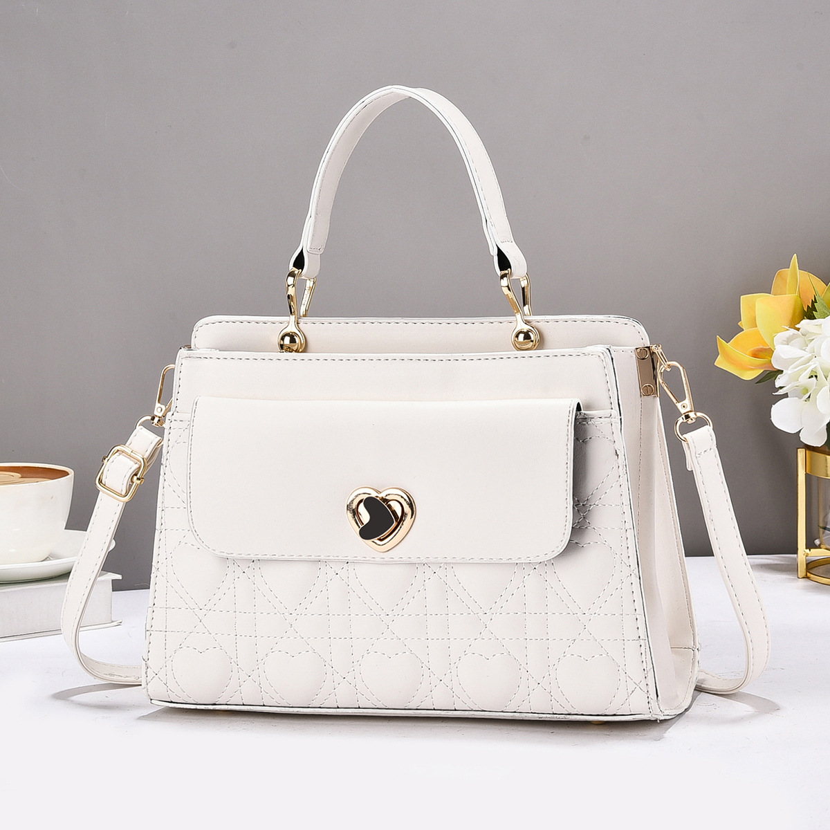 Hermoso bolso de hombro 2025, bolso de mujer, bolso grande, temperamento de mujer, nuevo bolso coreano, mujer universal