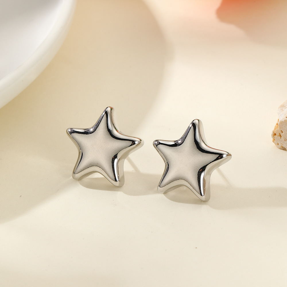 Plating Design 1 Pair Simple Style Star Plating Copper Gold Plated Ear Studs