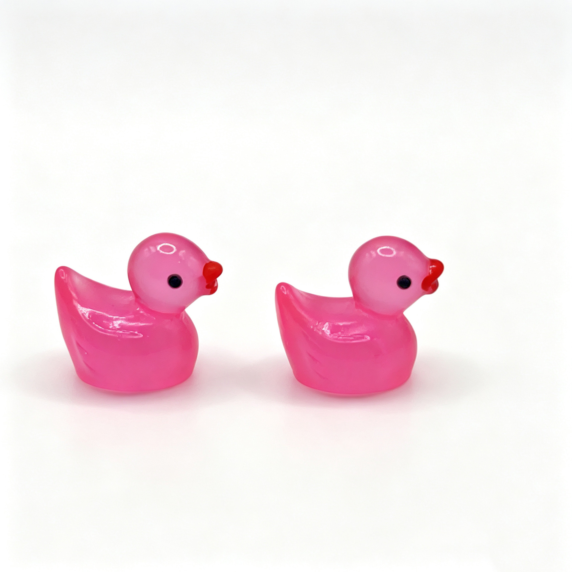 Mini pato luminoso, figura de animal colorida para niños, colgante de resina, micropaisaje, pequeño adorno de resina 3D. image 15