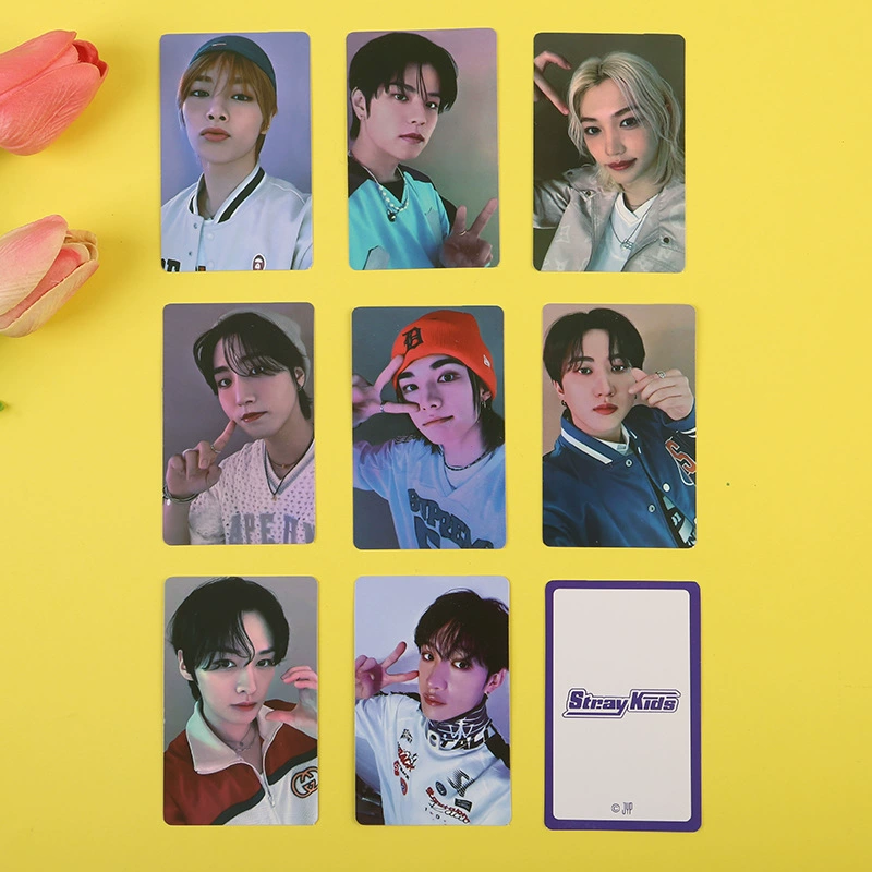 Картка малого размера (STRAY KIDS) ATE World Tour Seoul Collection, 5.4×8.6 см, коллекционные варианты