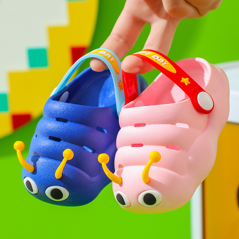 Sandalias de bebé verano Caterpillar zapatos de agujero Niños para niños y niñas infantiles antideslizantes de fondo suave anticolisión interior