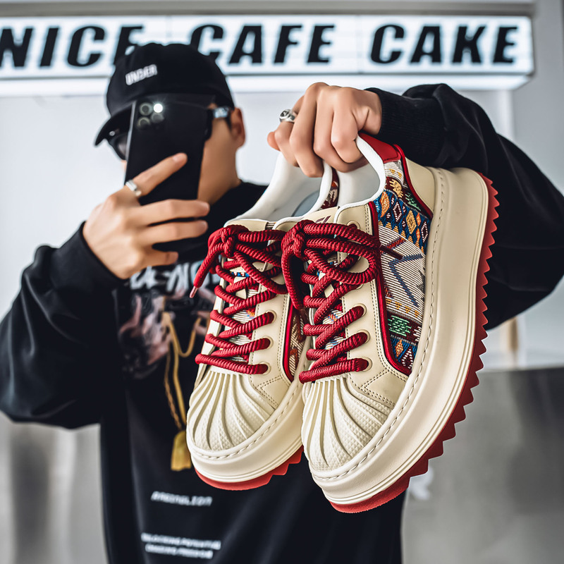 2025 Four Seasons Men's Shoes Shell Head Thick Bottom Hong Kong Style Shoes Thick Shoes Thong Cake Street Fashionable Ride Leather Surface Live Broadcast Korean Style Board Shoes for Men