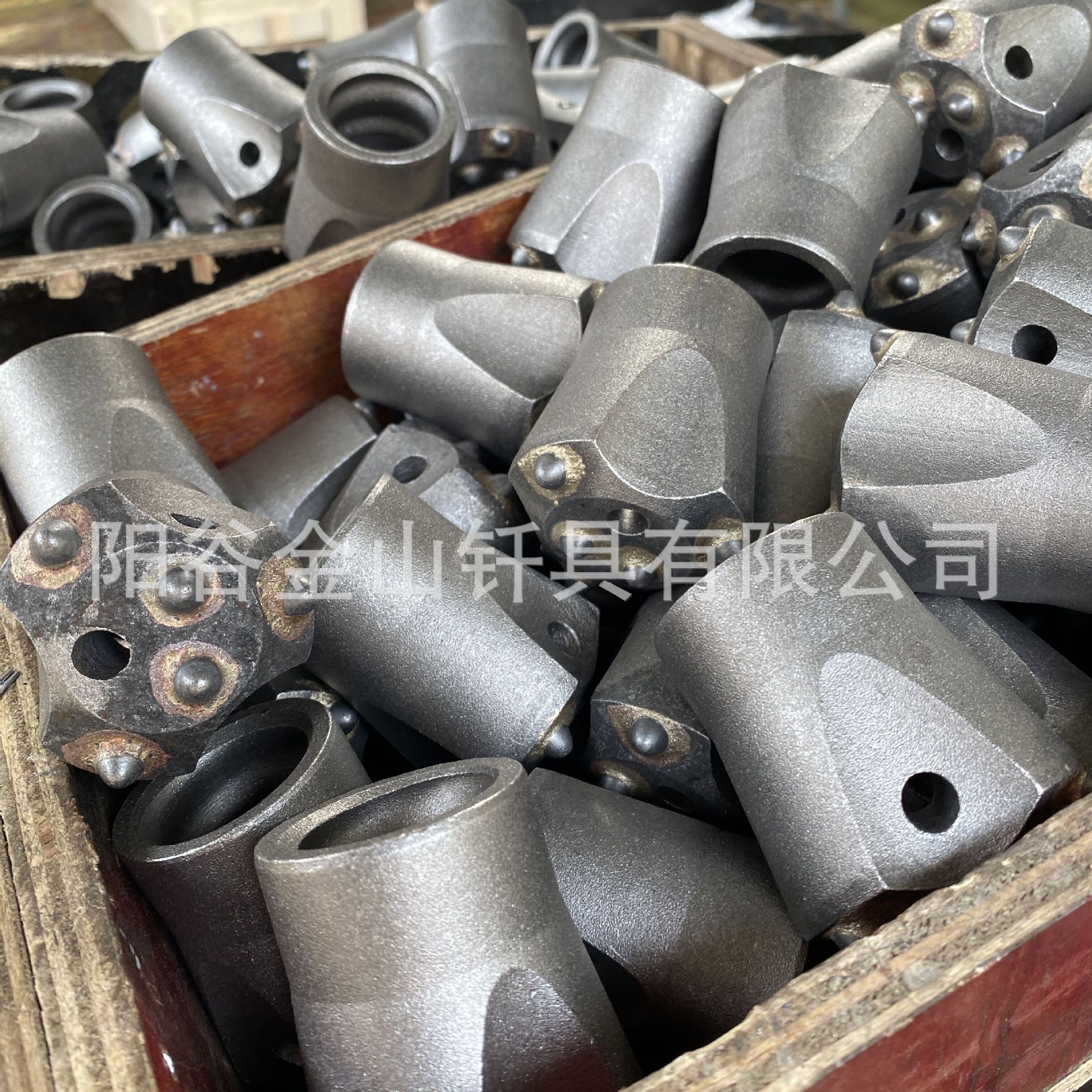 Broca de presión fría en stock suministro de mina de carbón mineral de hierro accesorios de equipos broca triángulo broca de diente esférico