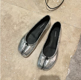 女式时装单鞋;女式皮靴;平底拖鞋