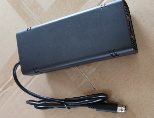 XBOX360 e Host Fire Bull XBOX360 e Host Power Adapter Charger Factory Direct Sales Boutique
