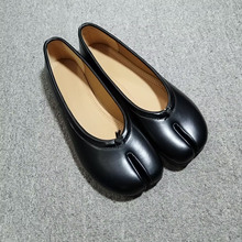 Tabi分趾鞋女2025新款复古经典芭蕾猪蹄平底软底浅口鞋马蹄单鞋女