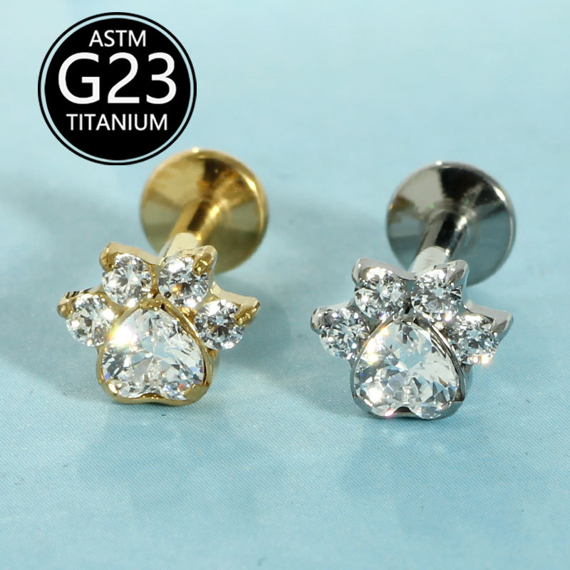Silver pointed spike labret stud material detail