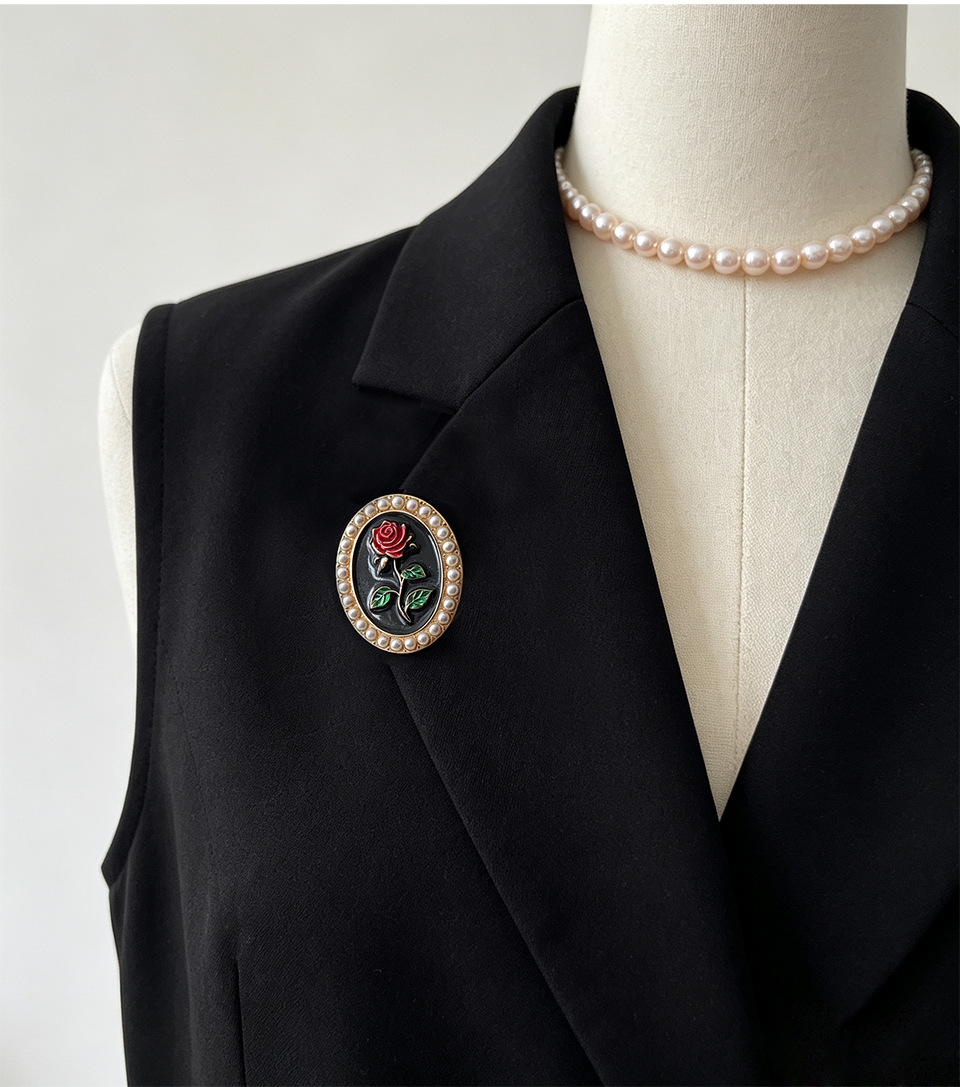 Vintage Pearl Rim Brooch Flower Rhinestone Celebrity Style Enamel Pin Women's Cheongsam Pressed Break Corsage Coat Accessories