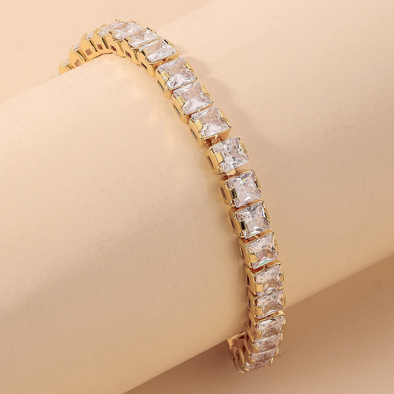 10g Weight Artificial Gemstones Inlay Material Bracelets Classification Alloy Chain Material Tennis Chain Chain Type Anniversary, Business, Travel Occasion Alloy Material Geometric Pattern Women'S Gender Simple Style Style Simple Style Geometric Artificial Gemstones Alloy Tennis Chain Chain & Link Bracelets Wholesale 7