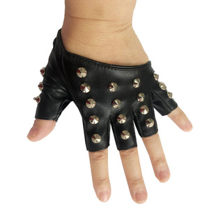 Rivet Performance Gloves Men and Women Half Palm Half Finger Fashion Cool Punk Street Dance Platform Performance COS Dress Up Students