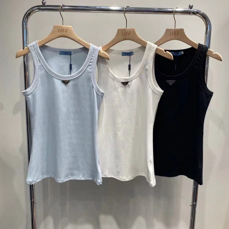 Original Quality Pd Quality Control Must-Have Spring/Summer New Arrivals Triangle Logo Round Neck Versatile Short, Medium, and Long Styles with Stitching