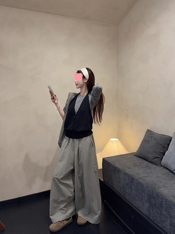跨境时尚套装灰色长袖针织衫叠穿挂脖背心女秋季垂感拖地休闲裤三|undefined