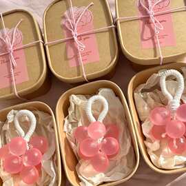 跨境爆款小串葡萄香皂香薰挂件手工精油水晶肥皂开业庆典伴手礼品