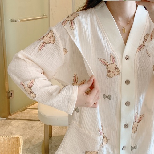 A variety of crepe maternity suits, summer washed cotton thin maternity pajamas, postpartum pajamas, confinement clothes for sale on behalf of