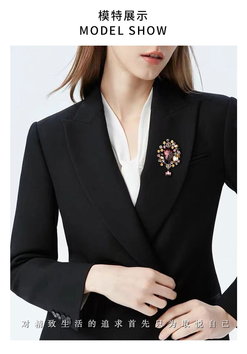 实物巨美复古气质水晶花朵胸针百搭实用重工大气别针宫