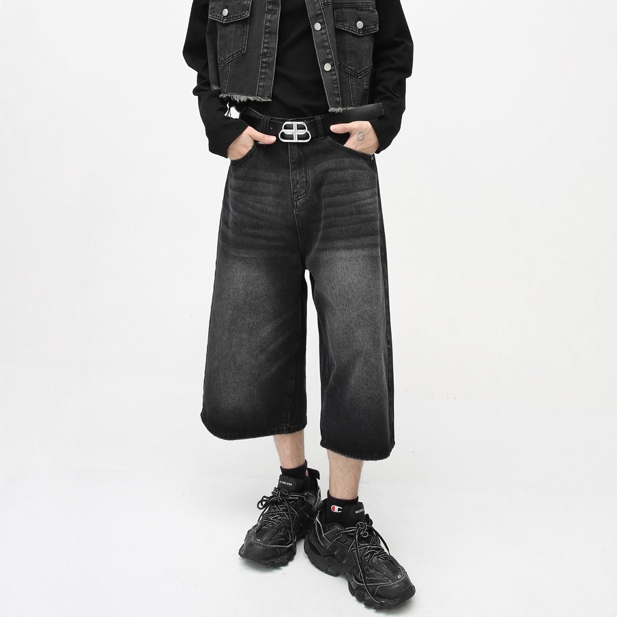 Korean Style Retro Summer Straight Slim Denim Shorts Men's Loose Wide-Leg Cropped Pants Black Gray Ready Stock
