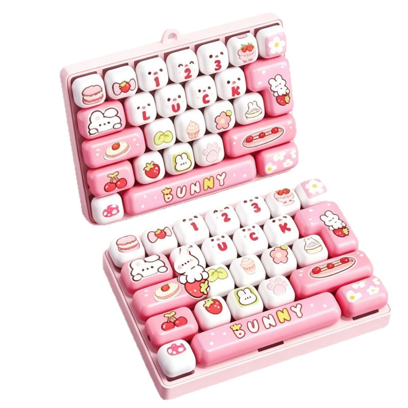 Creative stress-relief 26-key keyboard keychain ornament toy, couple's bag charm, cartoon toy wholesale
