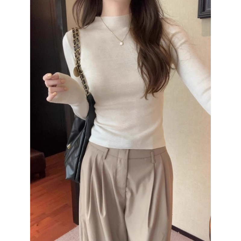 White Stand-Up Collar Half Turtleneck Long-Sleeved Knitted Bottoming Shirt for Women in Autumn and Winter Slim Wool Sweater with Short Top White Stand-Up Collar Half Turtleneck Long-Sleeved Knitted Bottoming Shirt for Women in Autumn and Winter Slim Wool Sweater with Short Top
