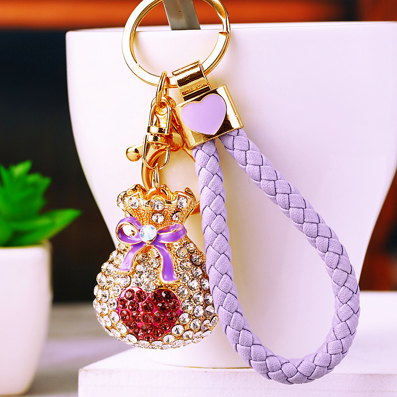 Diamond Embellished Heart Shaped Keyring For Handbags And Keys_voghion.com